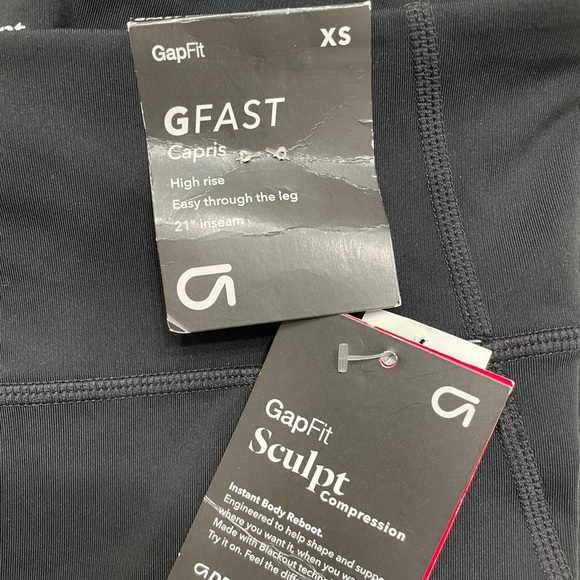New without tag!!! GapFit High Rise Crop Leggings in Sculpt Compression-women - Picture 5 of 6